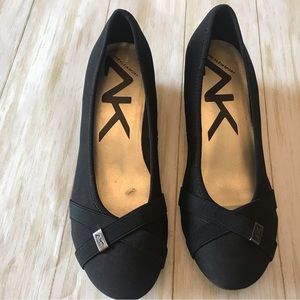 Anne Klein Sport Black flats 7.5 Barista preowned classy